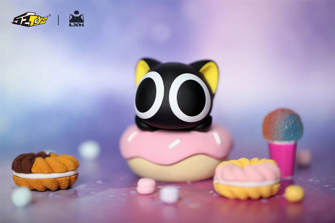 52TOYS: LUOXIAOHEI Lie On Cap 1st Series (8+1)