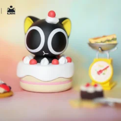 52TOYS: LUOXIAOHEI Lie On Cap 1st Series (8+1)